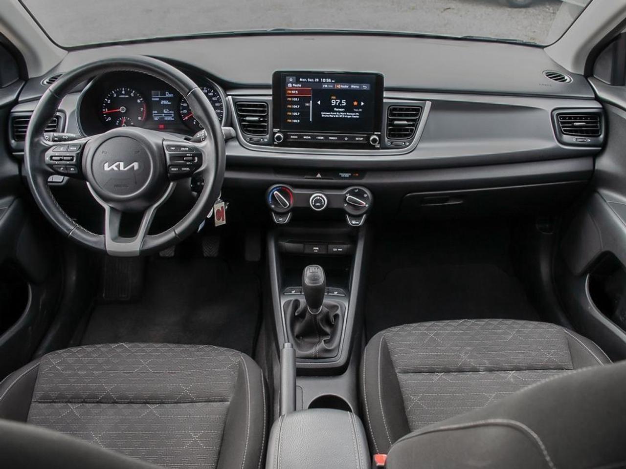 2023 Kia Rio 5-door  Photo