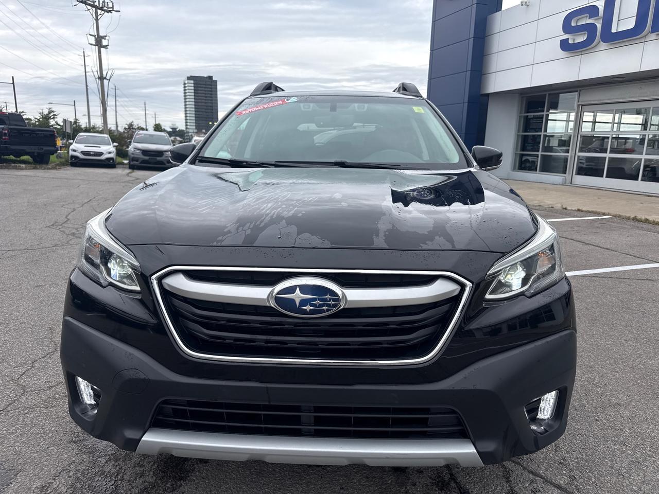 2022 Subaru Outback Limited 4dr All-Wheel Drive Photo5