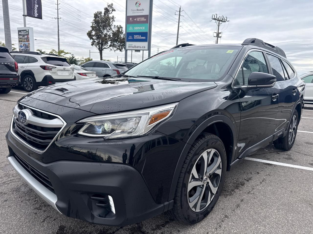 2022 Subaru Outback Limited 4dr All-Wheel Drive Photo2