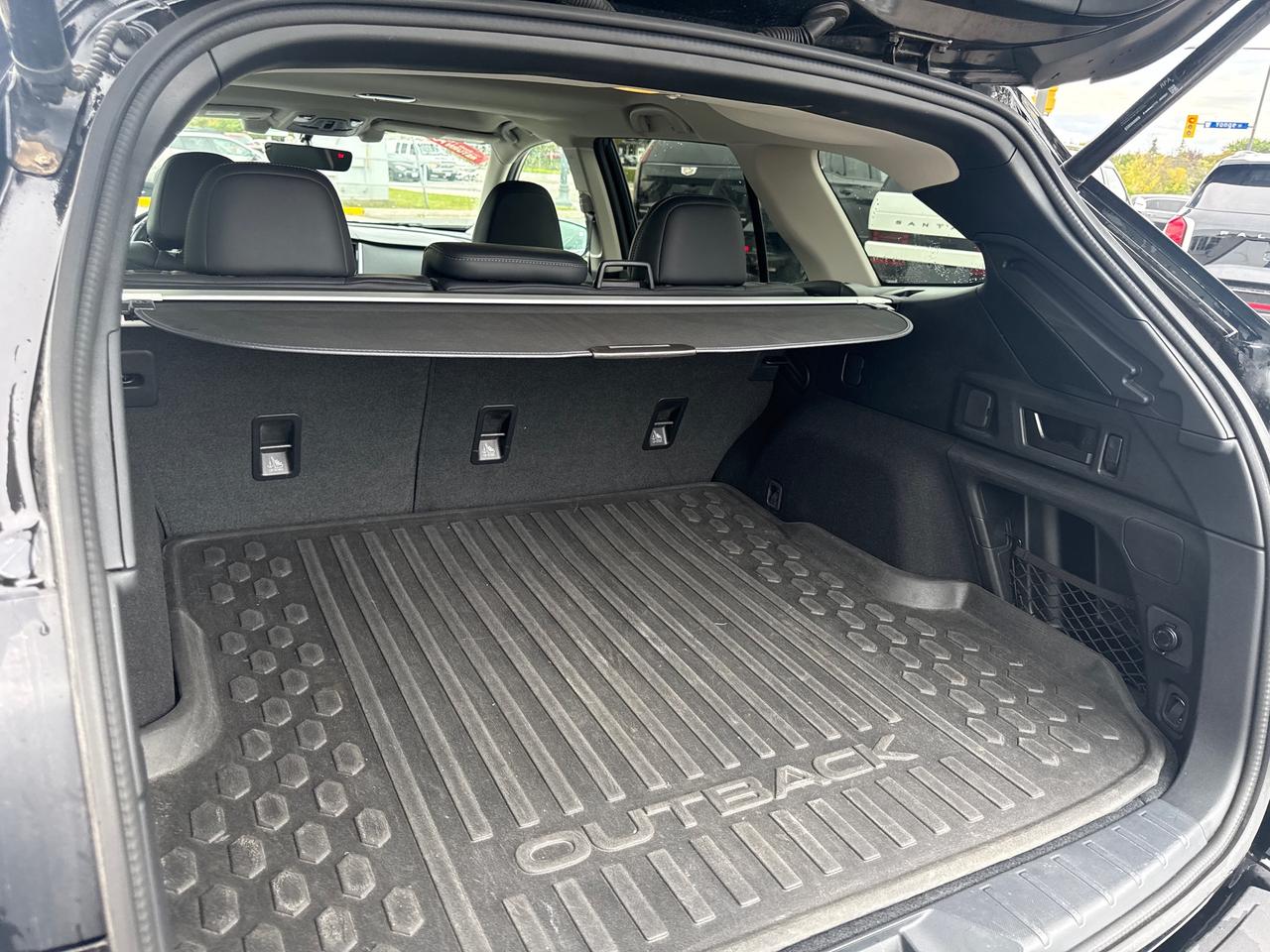 2022 Subaru Outback Limited 4dr All-Wheel Drive Photo