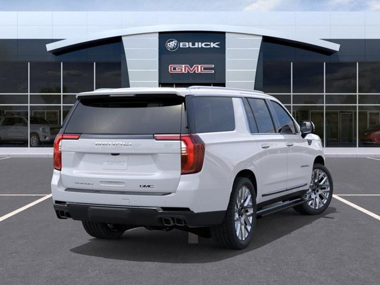 2027 GMC Yukon XL Denali Ultimate 4dr 4x4 Photo3