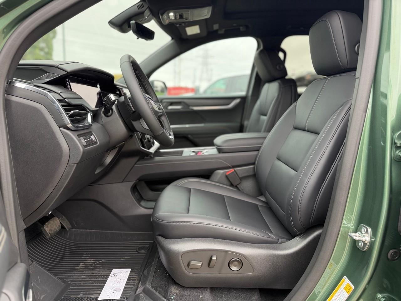 2027 GMC Acadia Elevation 4dr All-Wheel Drive Photo