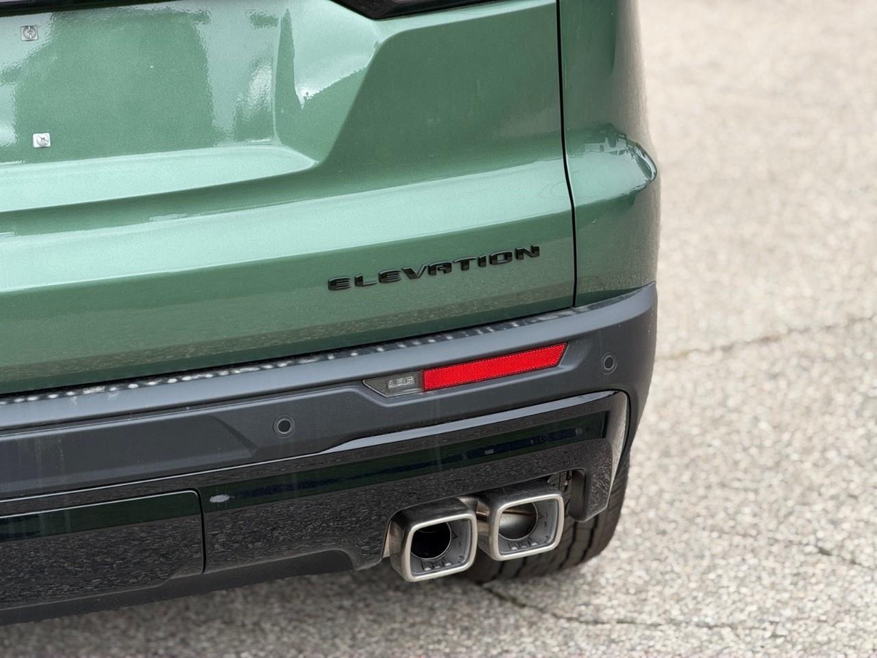 2027 GMC Acadia Elevation 4dr All-Wheel Drive Photo