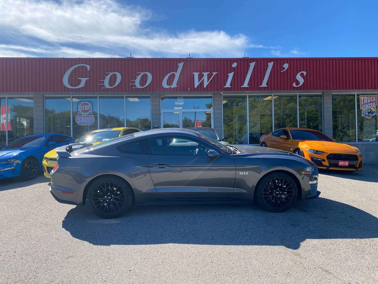 2021 Ford Mustang GT, 5 LITER, 6 SPEED MANUAL, 91 000 KMS! Photo0