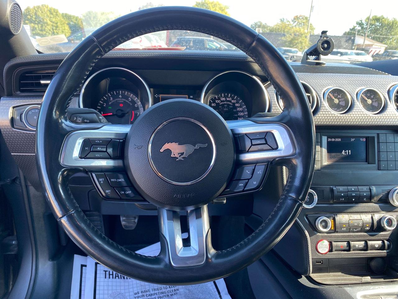 2021 Ford Mustang GT, 5 LITER, 6 SPEED MANUAL, 91 000 KMS! Photo