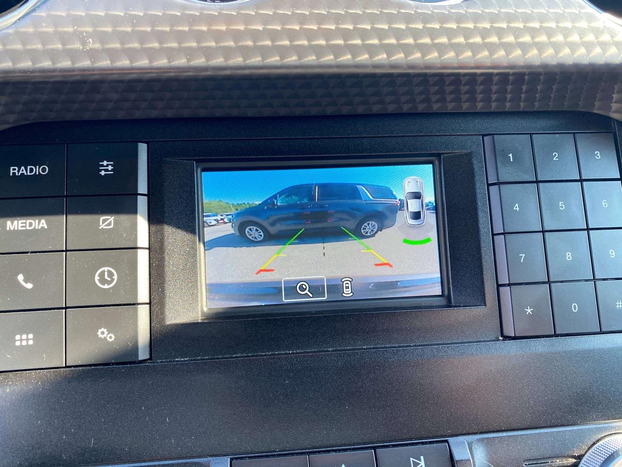 2021 Ford Mustang GT, 5 LITER, 6 SPEED MANUAL, 91 000 KMS! Photo
