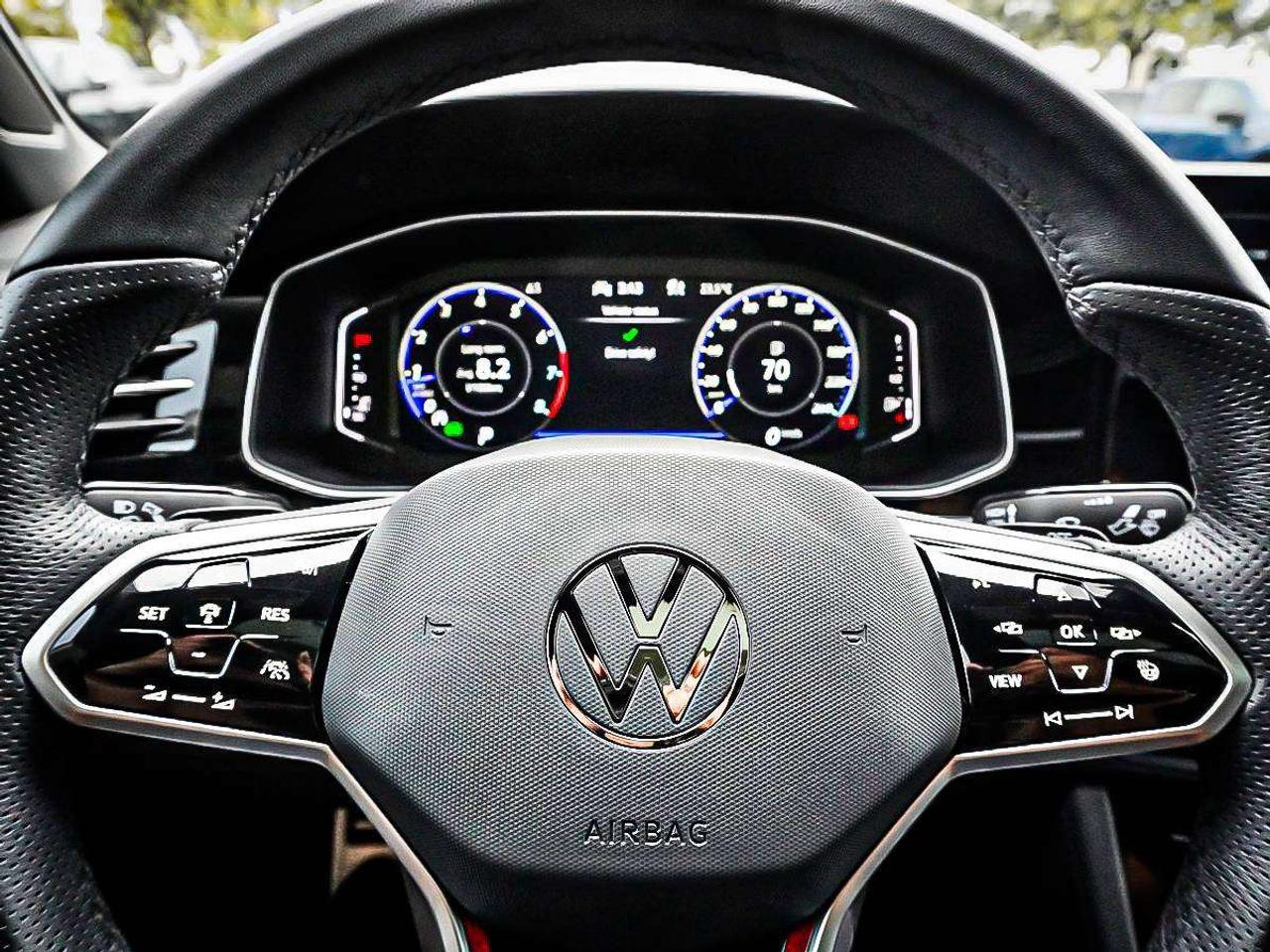2025 Volkswagen Jetta  Photo
