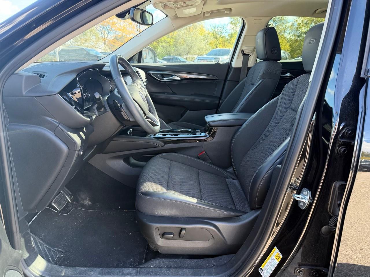 2023 Buick Envision Preferred All-Wheel Drive Photo
