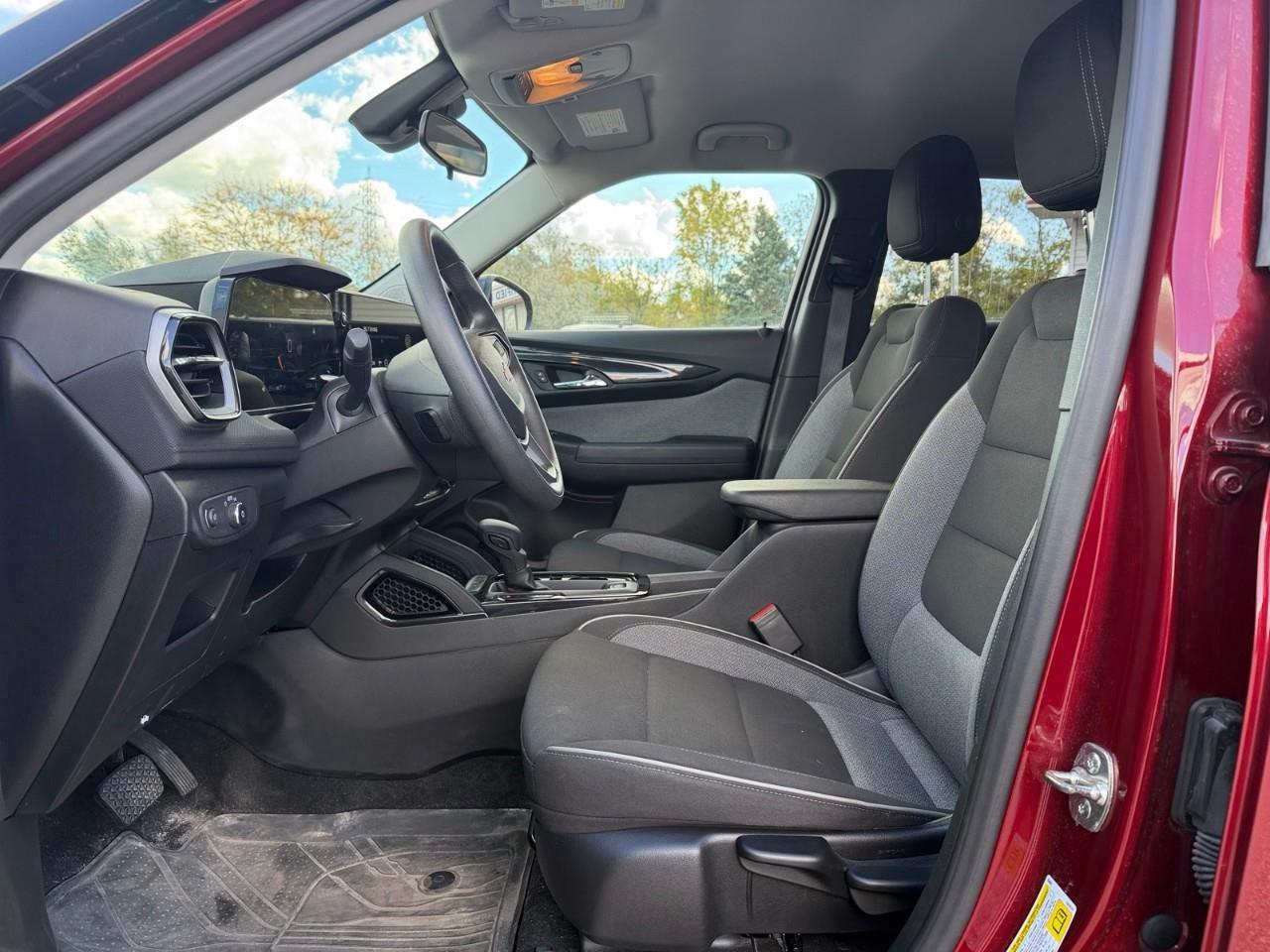 2024 Chevrolet TrailBlazer LS 4dr All-Wheel Drive Photo