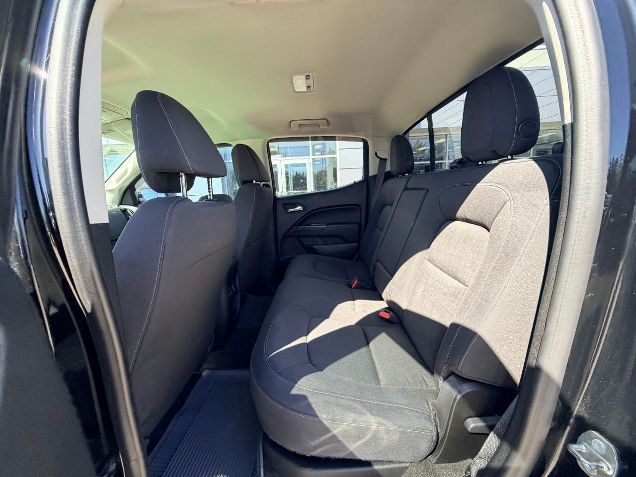 2016 GMC Canyon Crew Cab Short Box 2-Wheel Drive SLE Photo