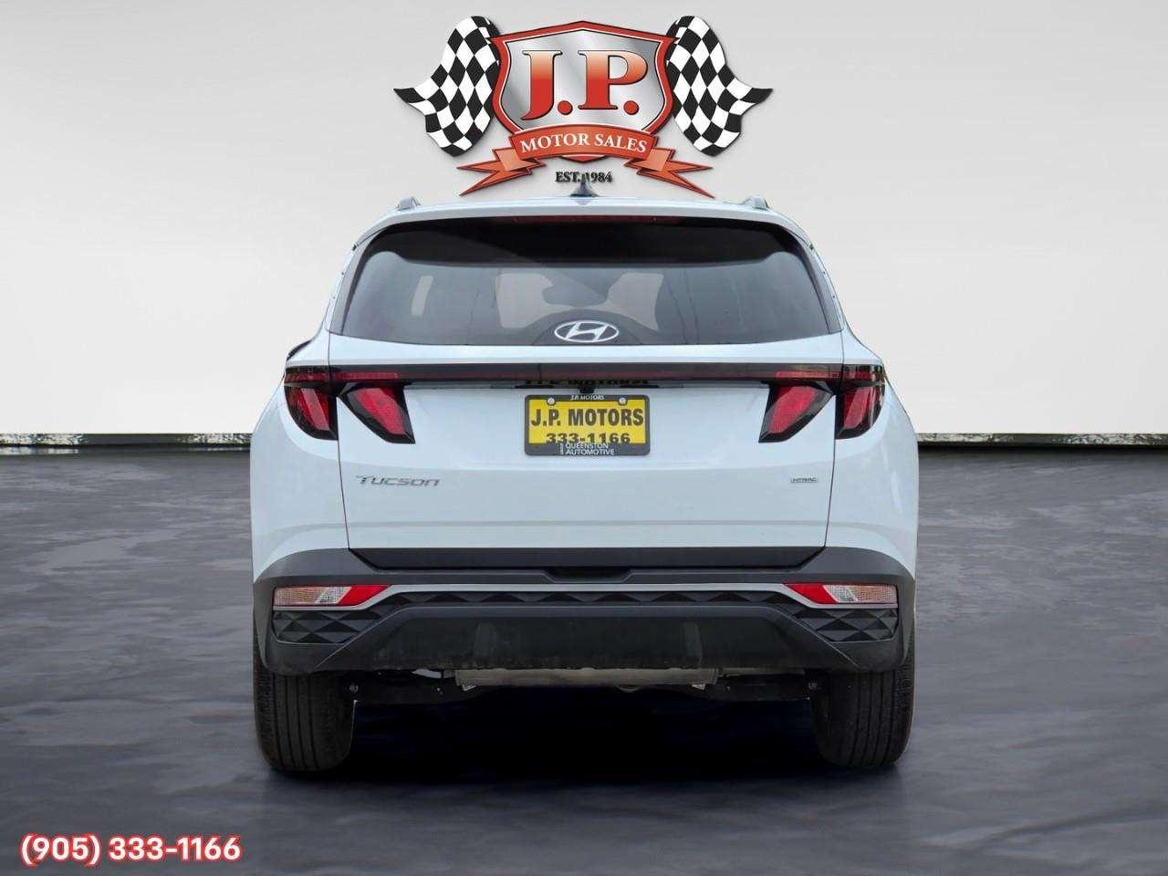 2024 Hyundai Tucson Preferred Apple CarPlay & Android Auto • Built-In Navigation System • Remote Start System • Heated Front Seats • Lane Ass Photo