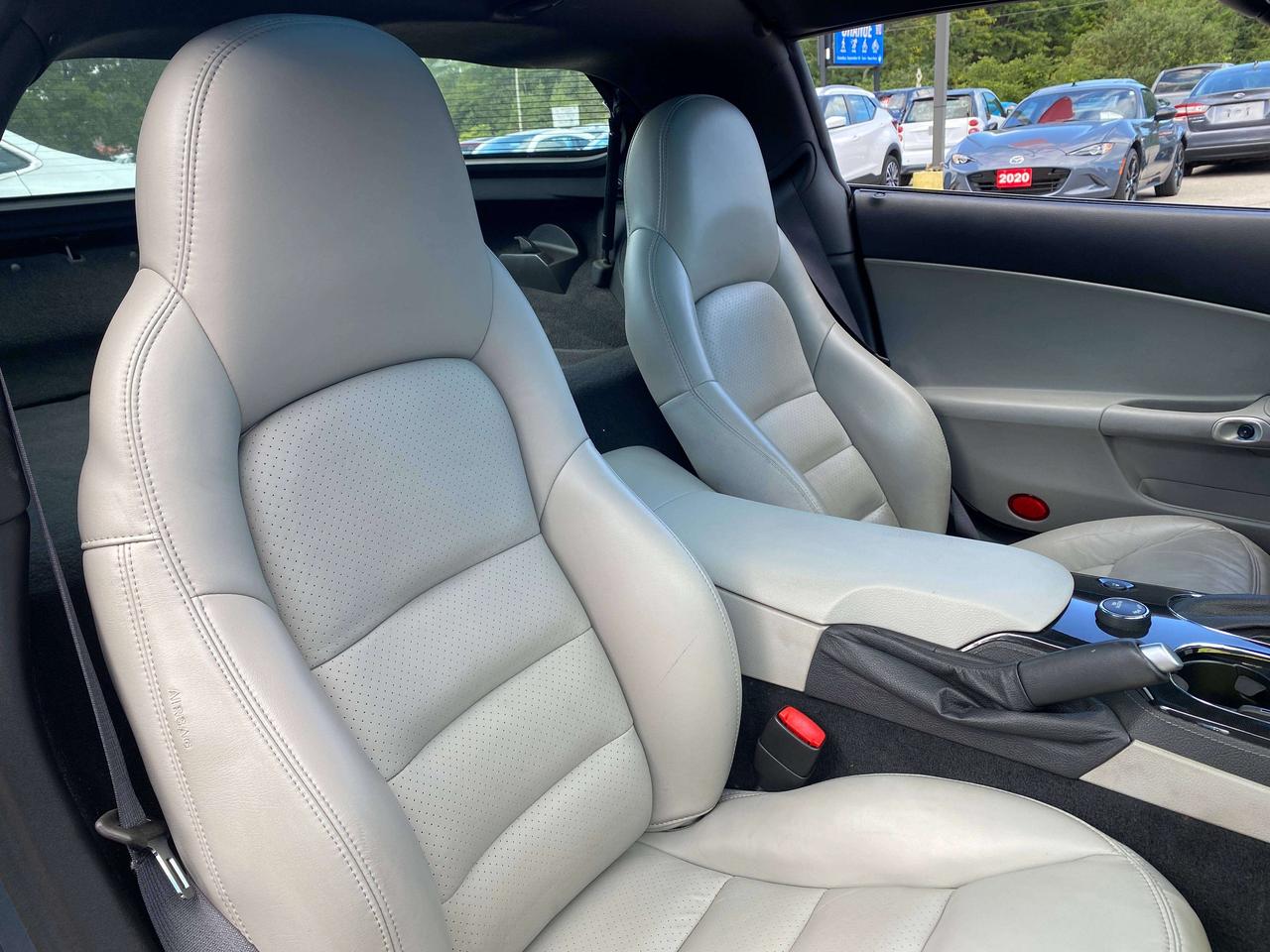 2010 Chevrolet Corvette 3LT Photo