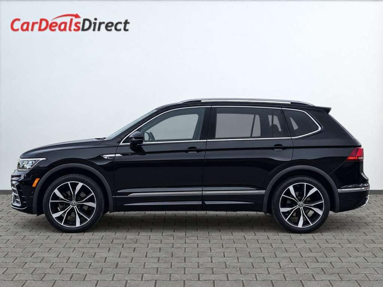 2022 Volkswagen Tiguan Highline R-Line 4MOTION    Leather   Panoramic Sunroof   NAVI   Heated & Cooled Seats   360 Cam   CarPlay   Remote Start Photo