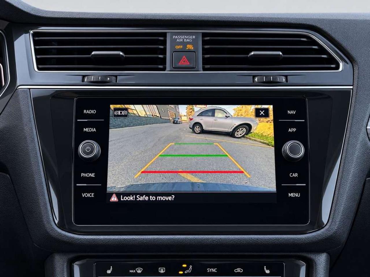 2022 Volkswagen Tiguan Highline R-Line 4MOTION    Leather   Panoramic Sunroof   NAVI   Heated & Cooled Seats   360 Cam   CarPlay   Remote Start Photo