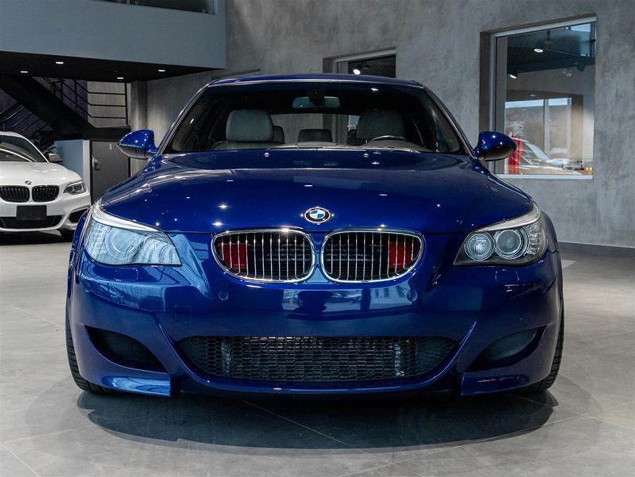 2009 BMW M5 Base 4dr Rear-wheel Drive Sedan Photo