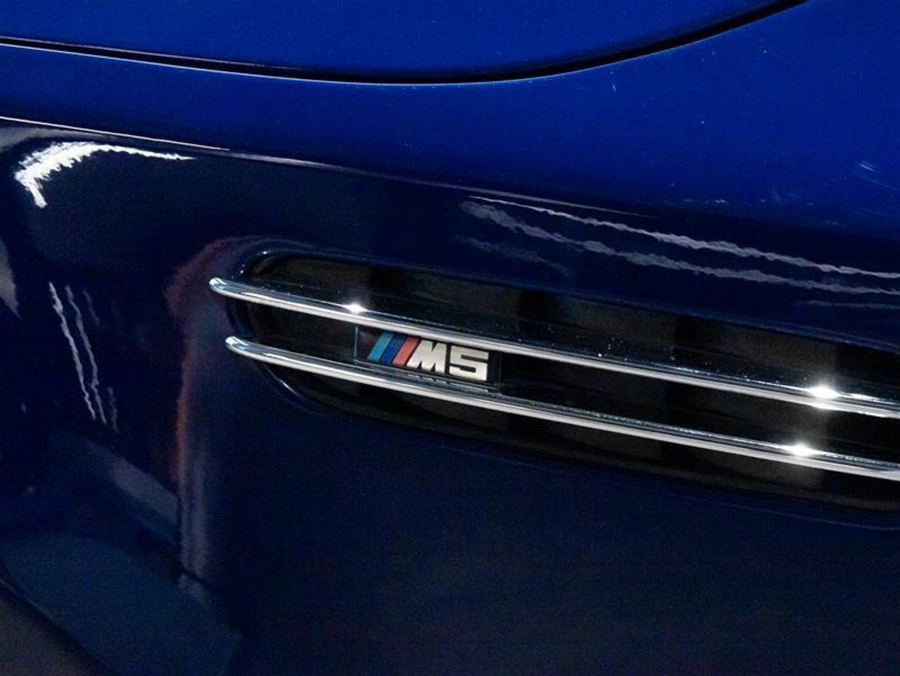 2009 BMW M5 Base 4dr Rear-wheel Drive Sedan Photo