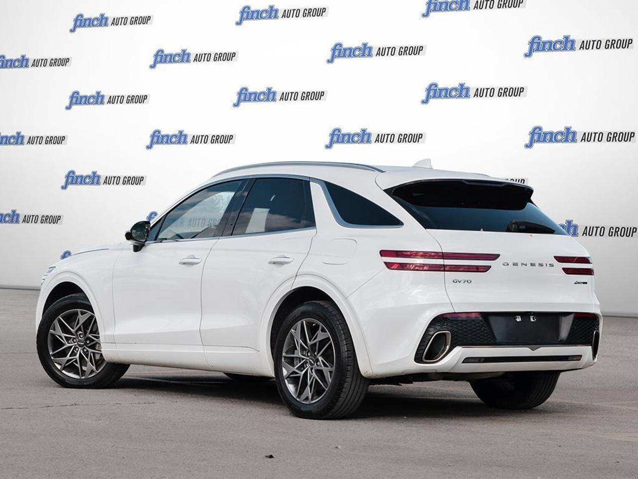 2023 Genesis GV70  Photo3