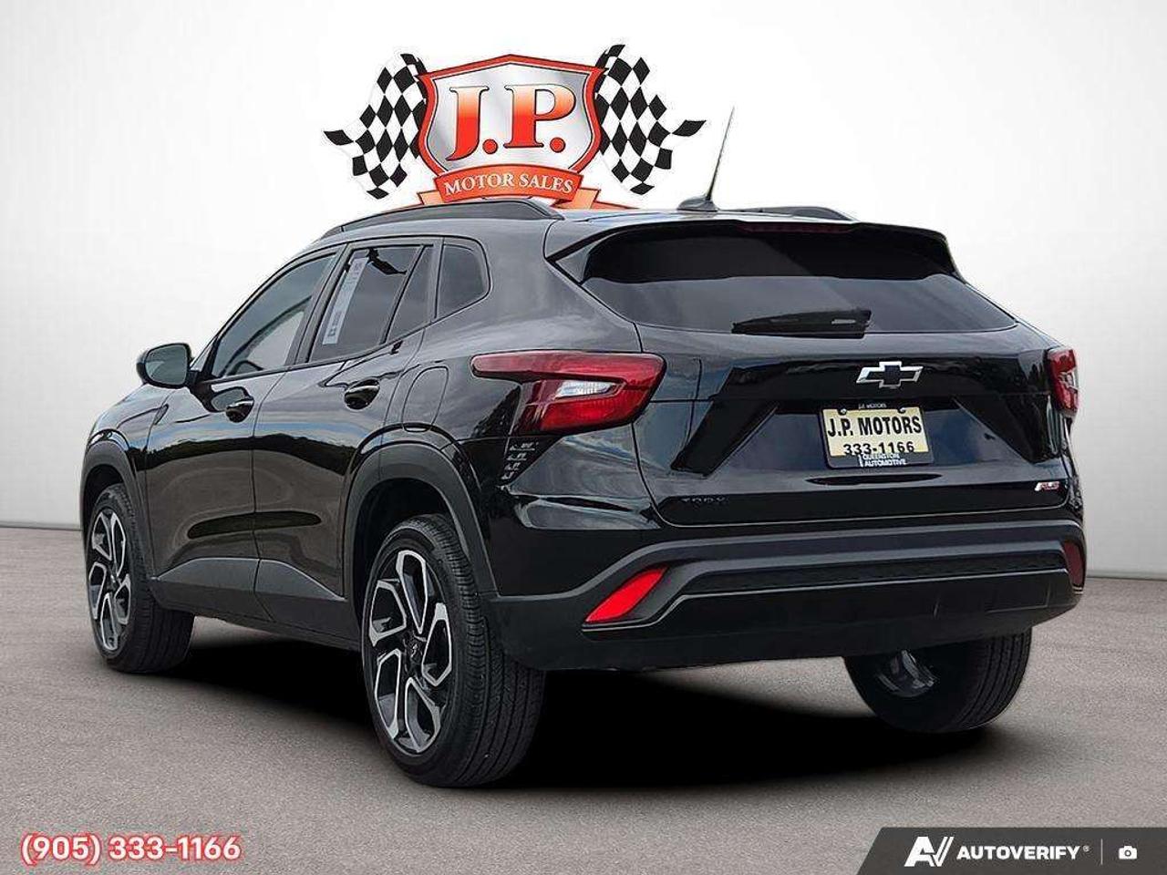 2025 Chevrolet Trax 2RS Apple CarPlay & Android Auto • Built-In Wi-Fi Hotspot • Remote Start System • Heated Front Seats • Power Driver Seat Photo