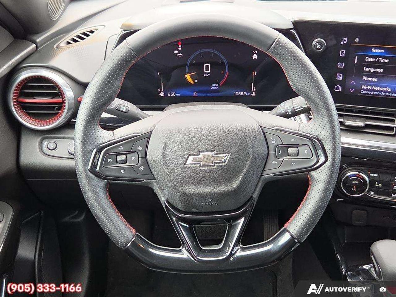 2025 Chevrolet Trax 2RS Apple CarPlay & Android Auto • Built-In Wi-Fi Hotspot • Remote Start System • Heated Front Seats • Power Driver Seat Photo