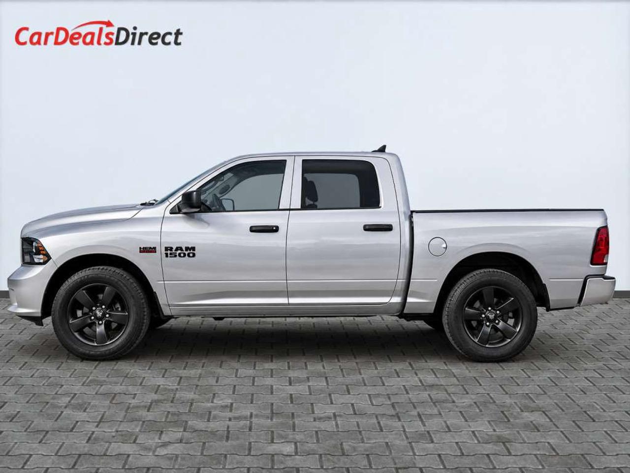 2019 RAM 1500 Express  4x4   5.7L HEMI   Bluetooth   Cruise Control   Tow Package   Backup Cam Photo2