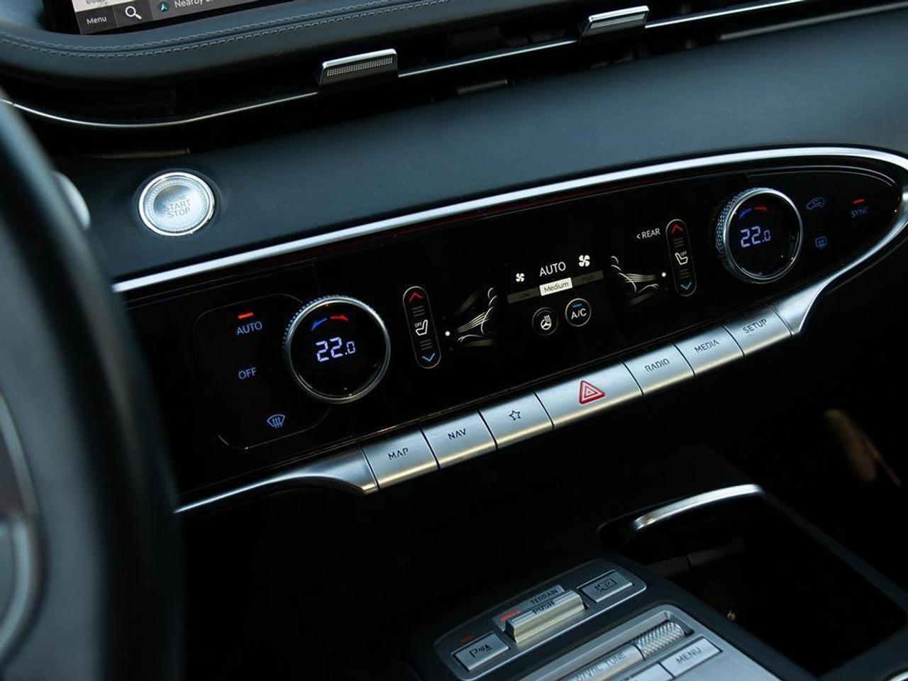 2024 Genesis GV70  Photo