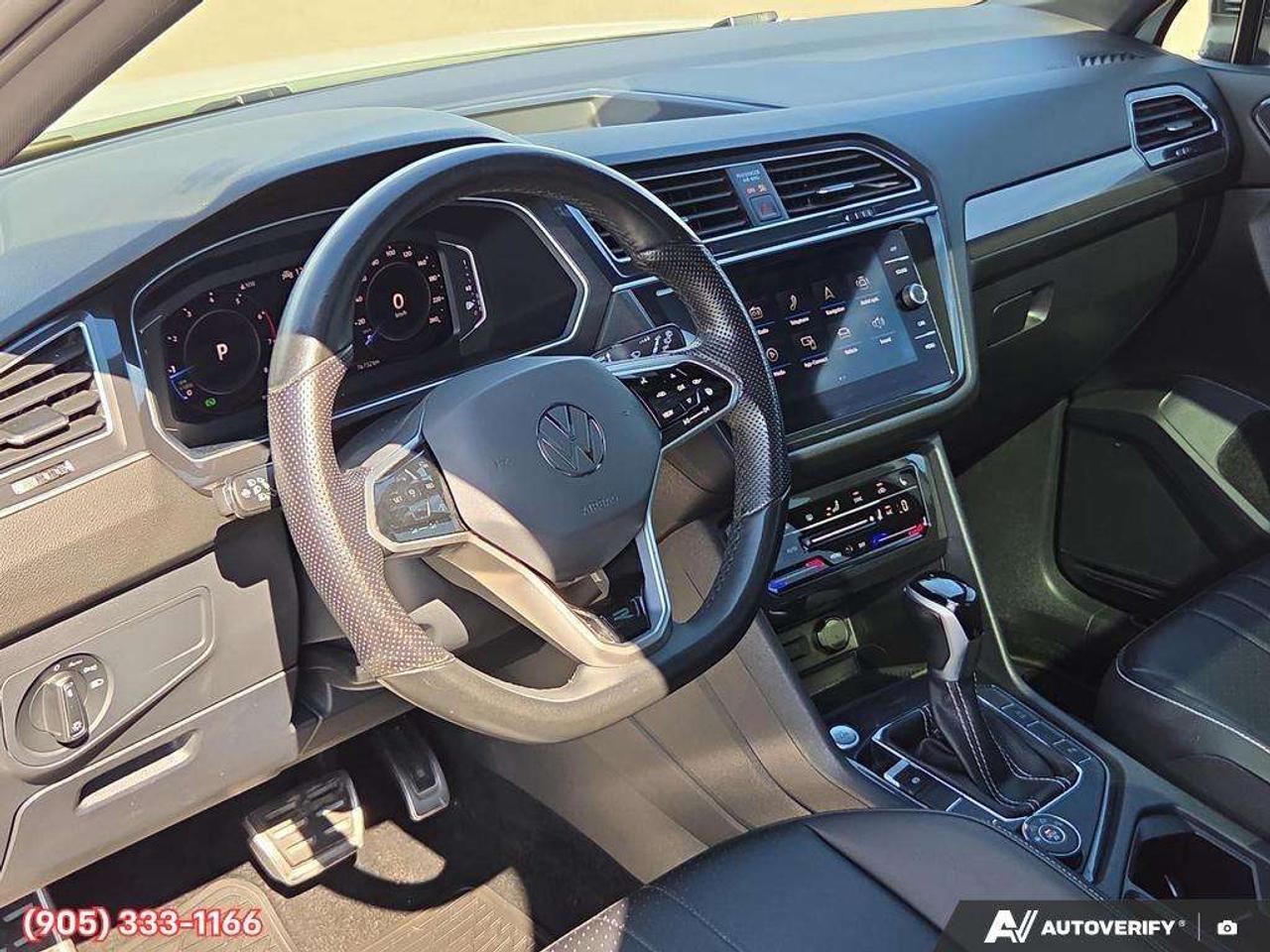 2024 Volkswagen Tiguan Comfortline R-Line Black Edition Apple CarPlay & Android Auto • Power Sunroof • Built-In Wi-Fi Hotspot • Remote Start Sys Photo