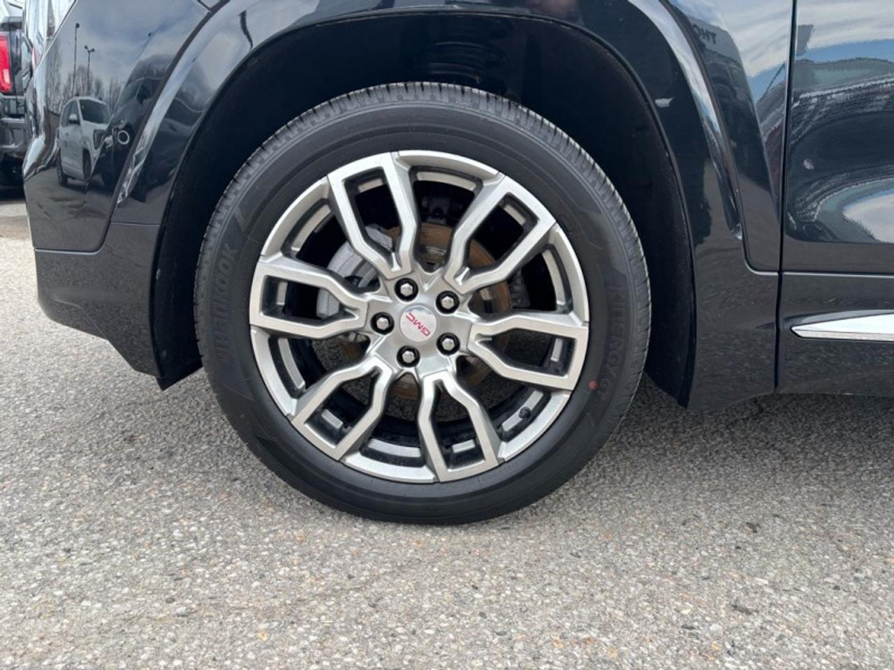 2024 GMC Terrain Denali 4dr All-Wheel Drive Photo