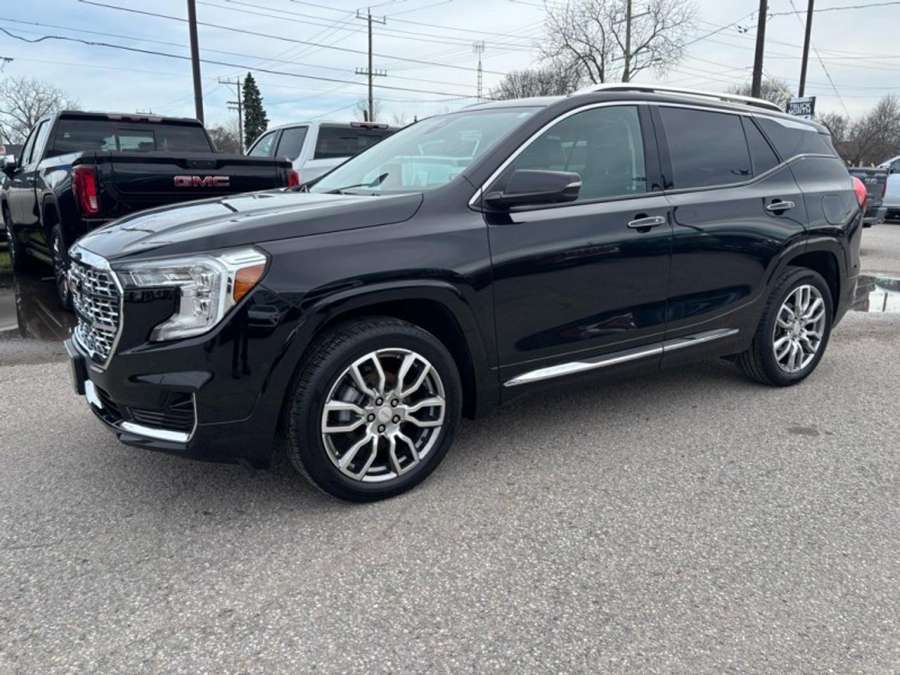 2024 GMC Terrain Denali 4dr All-Wheel Drive Photo1
