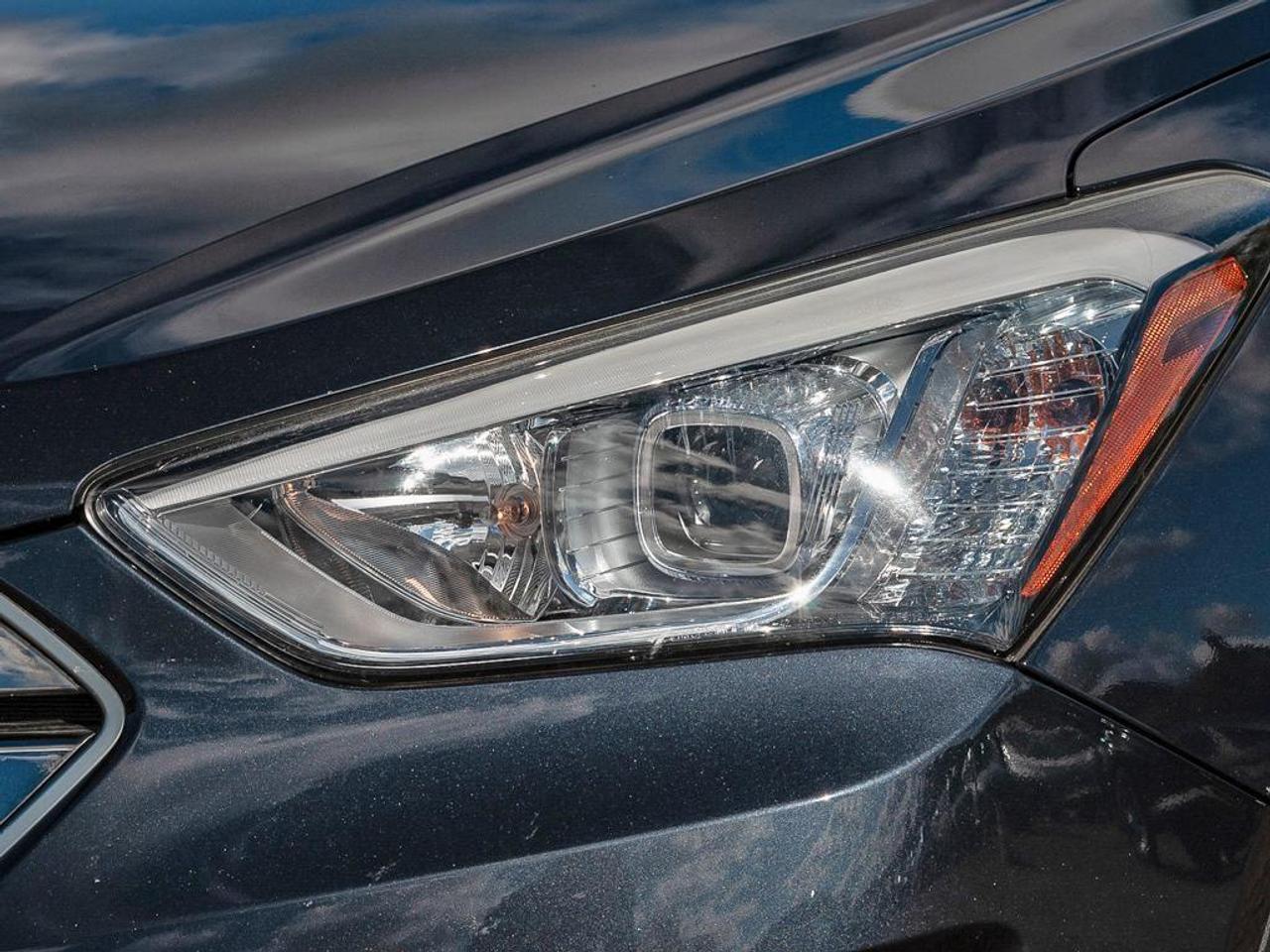 2015 Hyundai Santa Fe Sport  Photo