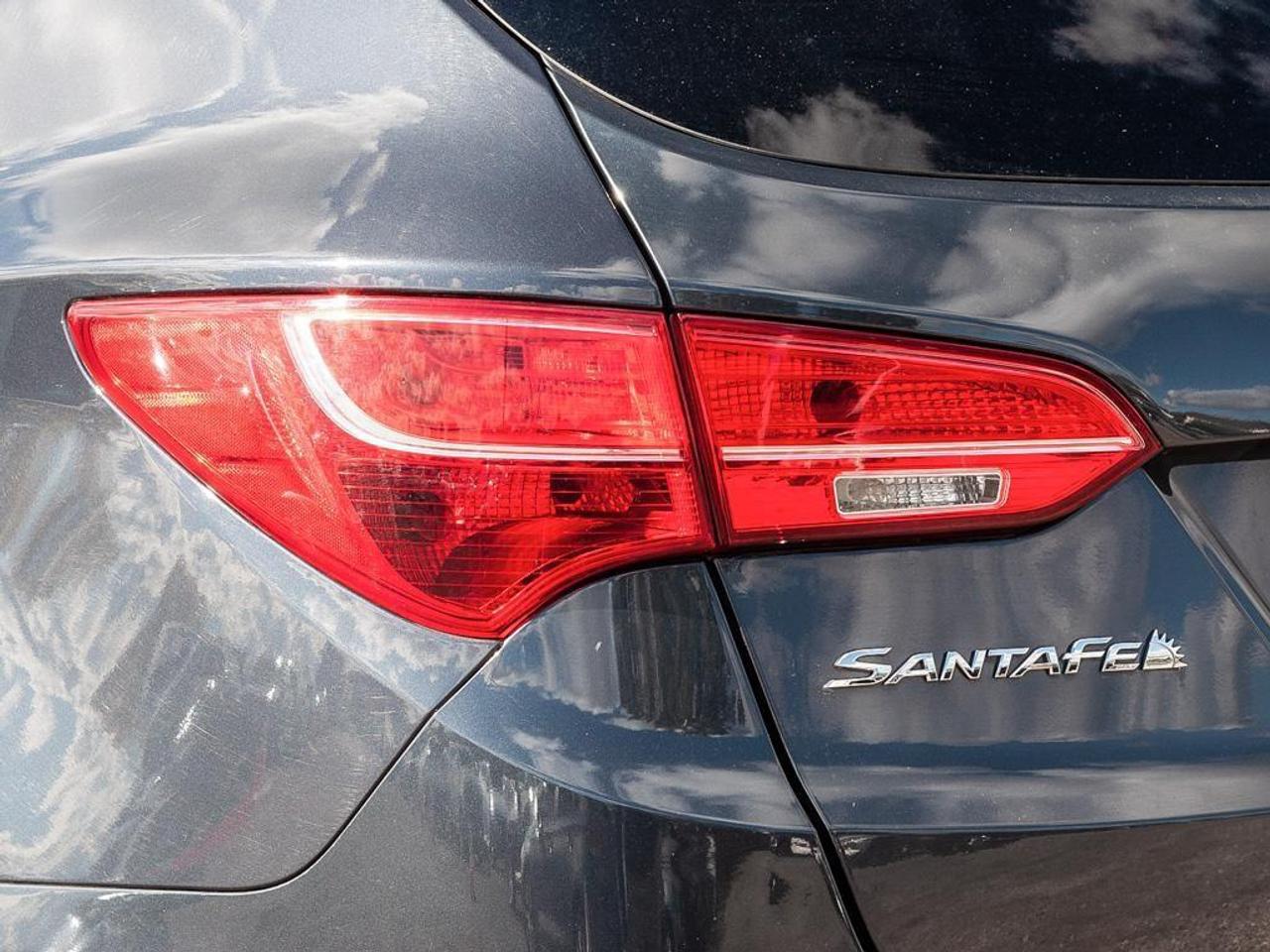 2015 Hyundai Santa Fe Sport  Photo