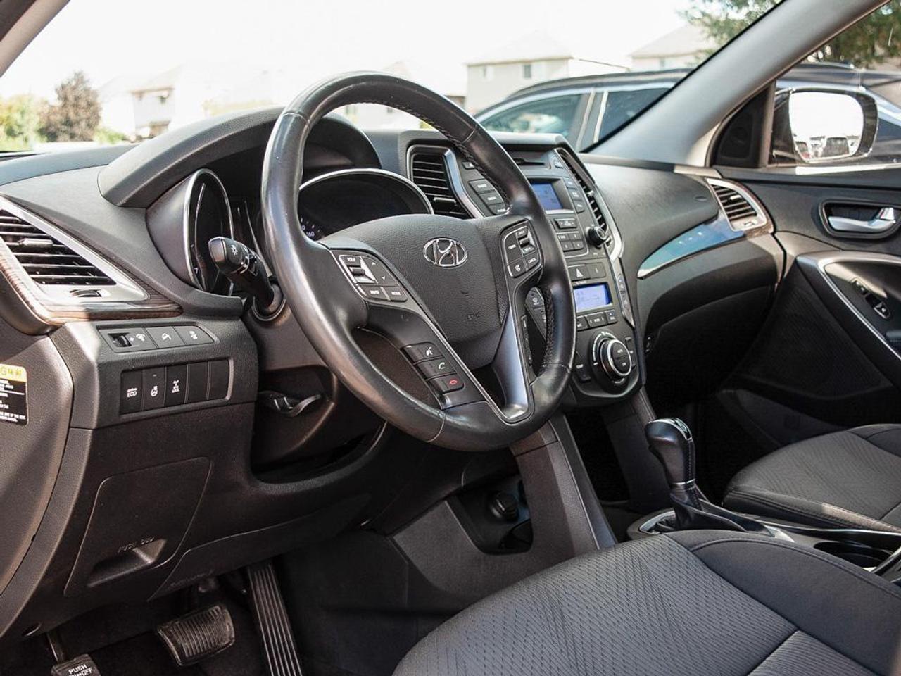 2015 Hyundai Santa Fe Sport  Photo