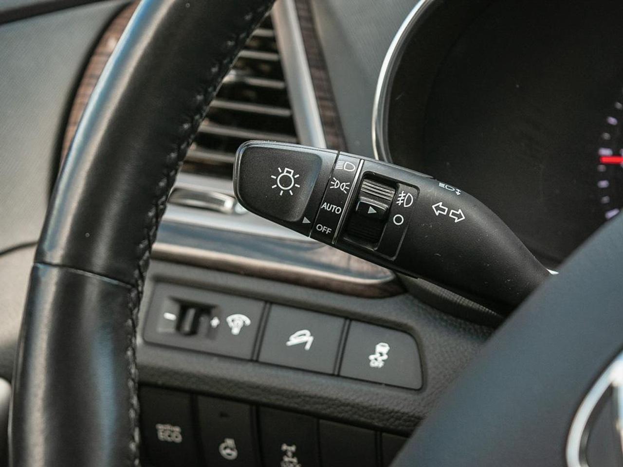 2015 Hyundai Santa Fe Sport  Photo