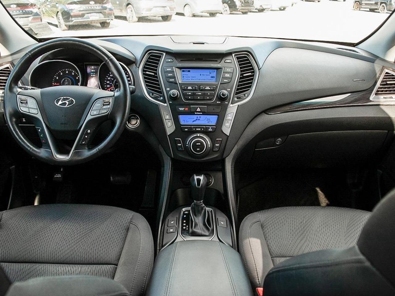 2015 Hyundai Santa Fe Sport  Photo