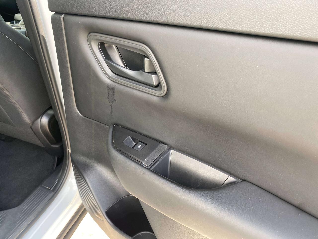 2024 Nissan Rogue S, REMOTE START, BACK UP CAMERA, CLEAN CARFAX! Photo