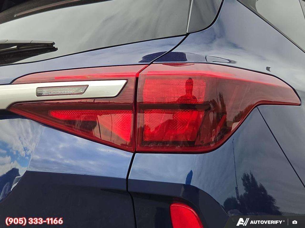 2021 Kia Seltos LX Apple CarPlay & Android Auto • Heated Front Seats • Lane Assist • Keyless Entry • Alloy Wheels Photo