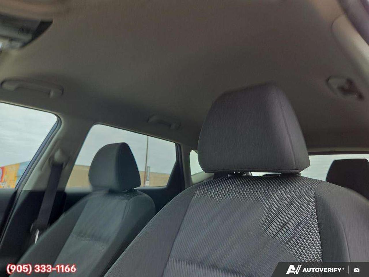 2021 Kia Seltos LX Apple CarPlay & Android Auto • Heated Front Seats • Lane Assist • Keyless Entry • Alloy Wheels Photo