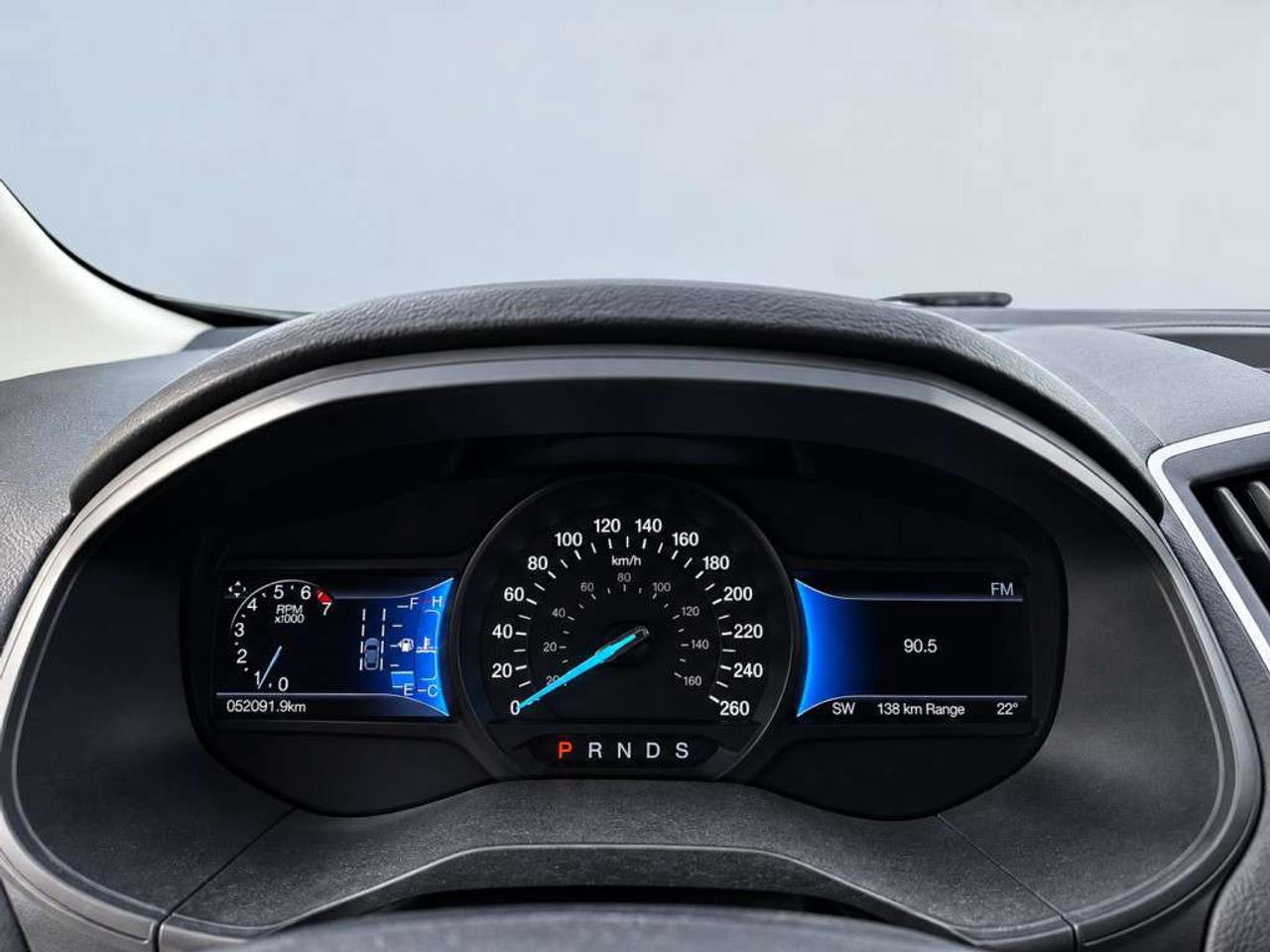 2022 Ford Edge TITANIUM AWD / 2.0L ECOBOOST / LEATHER / NAVI / PANORAMIC ROOF / HEATED SEATS Photo