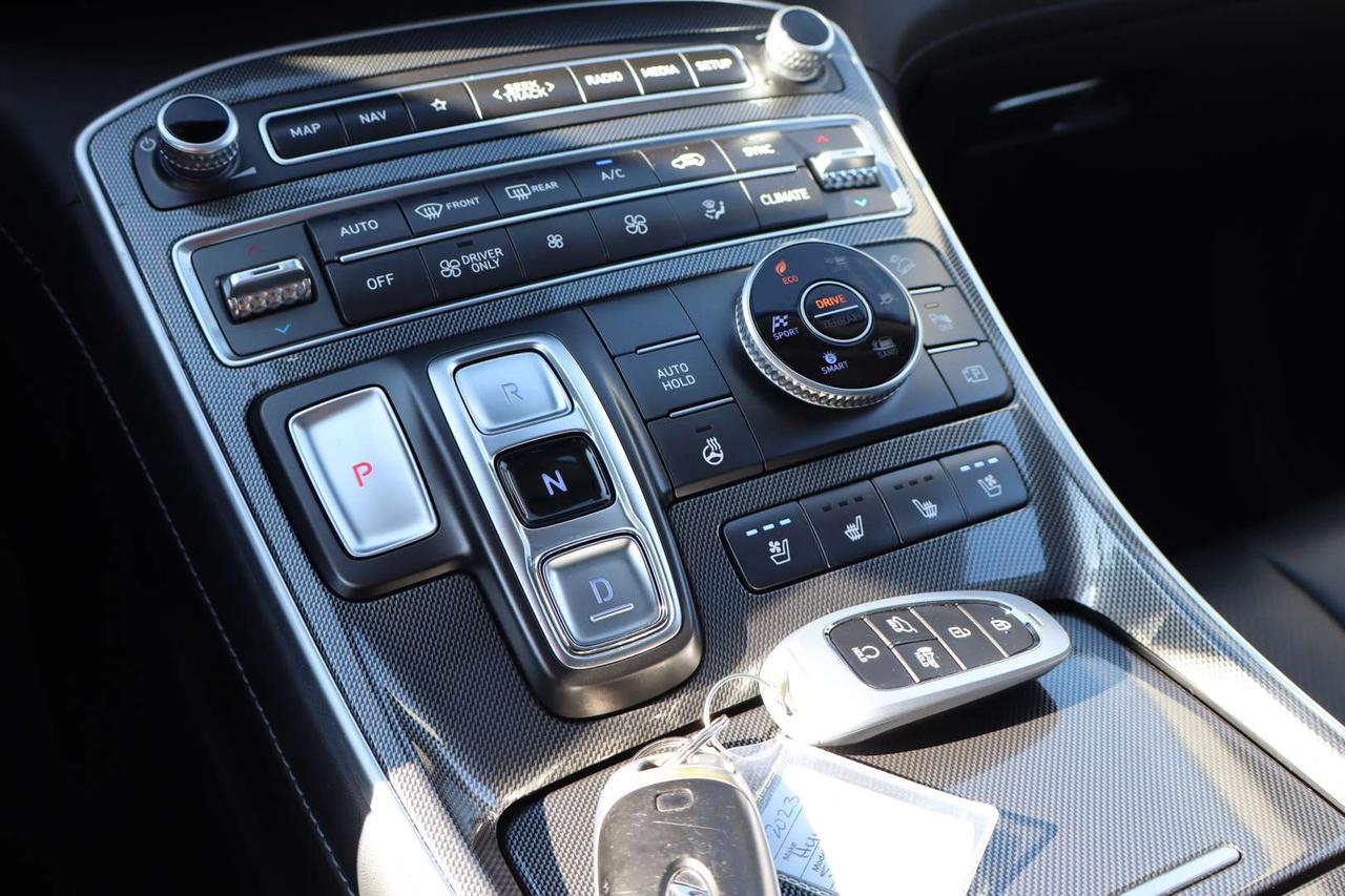 2023 Hyundai Santa Fe Luxury Hybrid Panoramic Sunroof $103/Weekly Photo