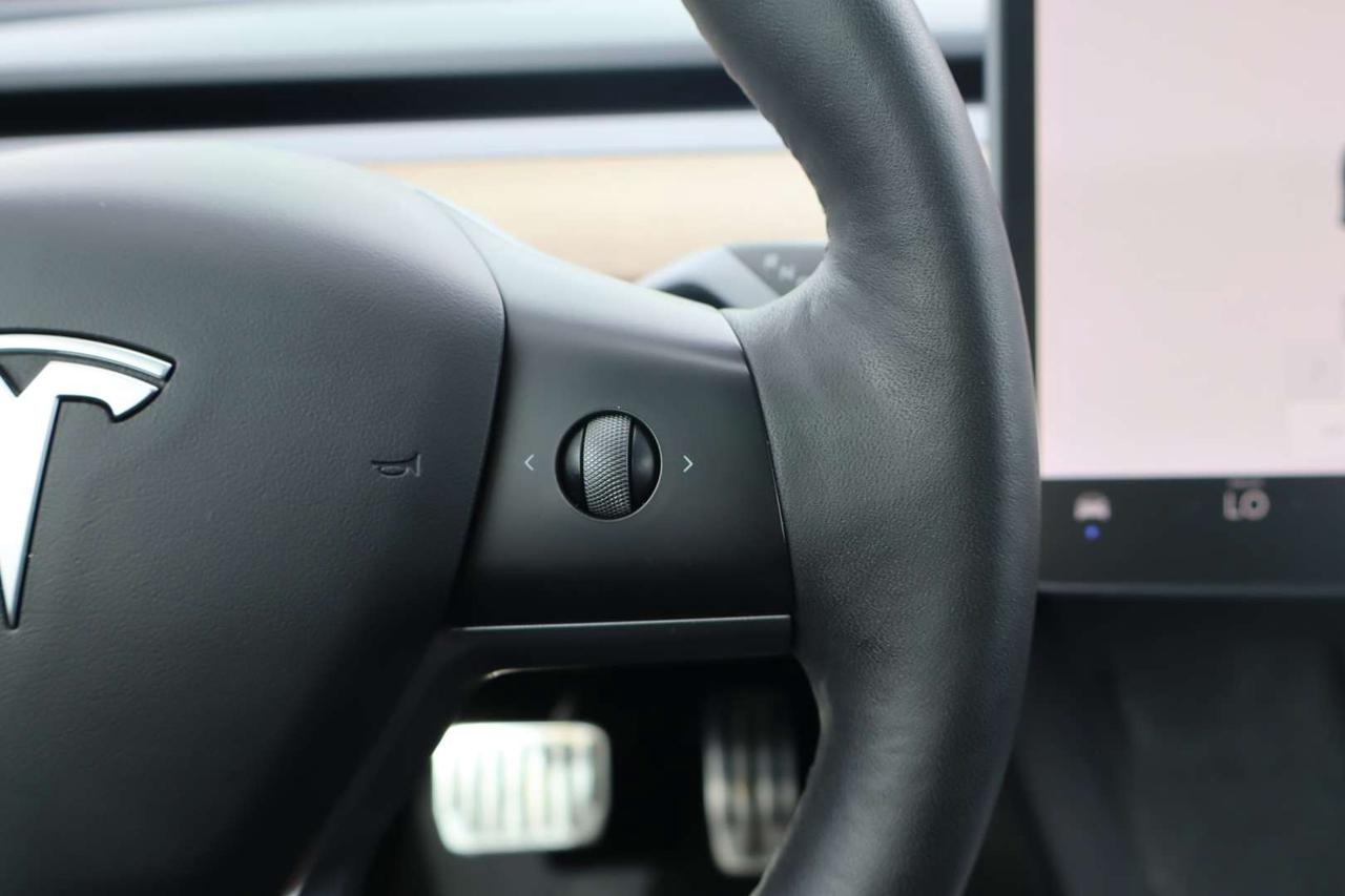 2022 Tesla Model 3 Standard Range Plus No Accident $97/Weekly​ Photo