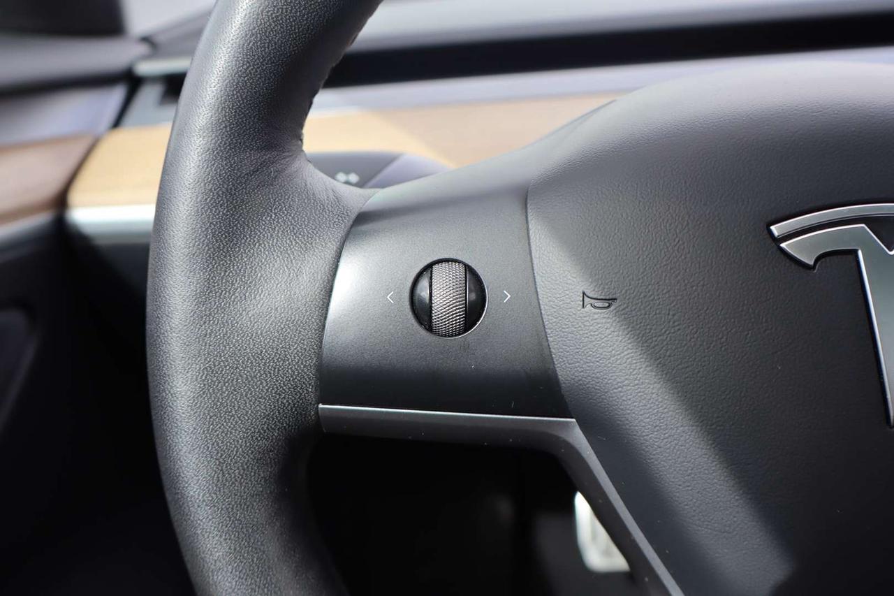 2022 Tesla Model 3 Standard Range Plus No Accident $97/Weekly​ Photo