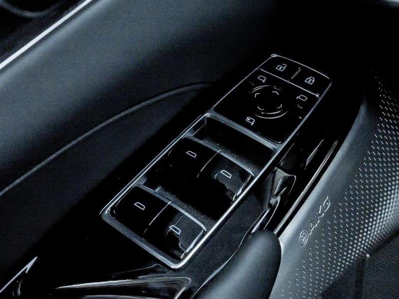 2027 Cadillac LYRIQ Signature Sport 4dr Photo