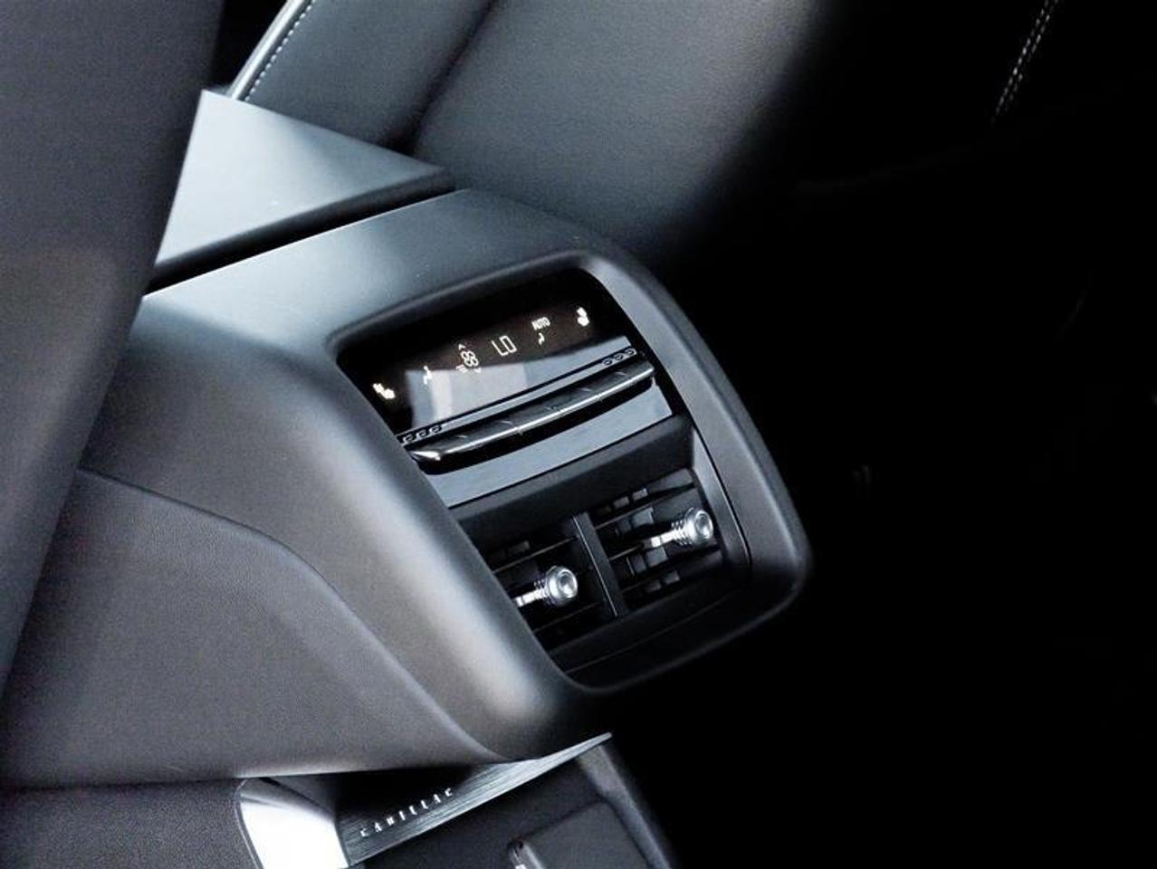 2027 Cadillac LYRIQ Signature Sport 4dr Photo