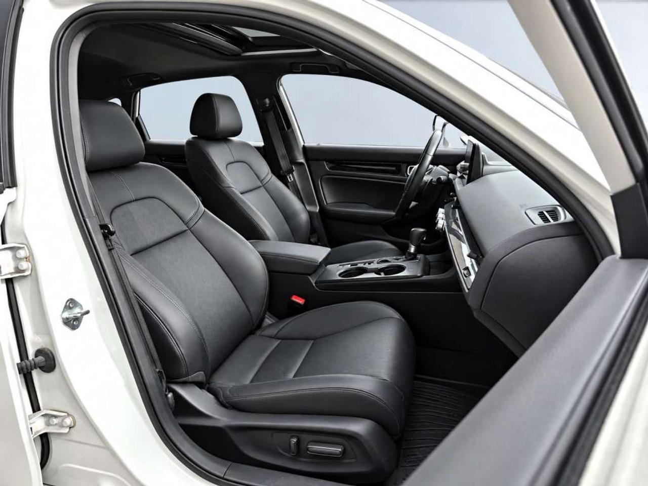 2025 Honda Civic Sport Touring Hybrid   Leather   Sunroof   Carplay  NAVI/ LANE KEEP ASSIST/  Wireless charging Photo