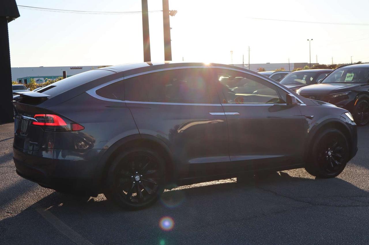 2021 Tesla Model X LONG RANGE PLUS   6 Passenger   No Accident   FSD 3 Photo