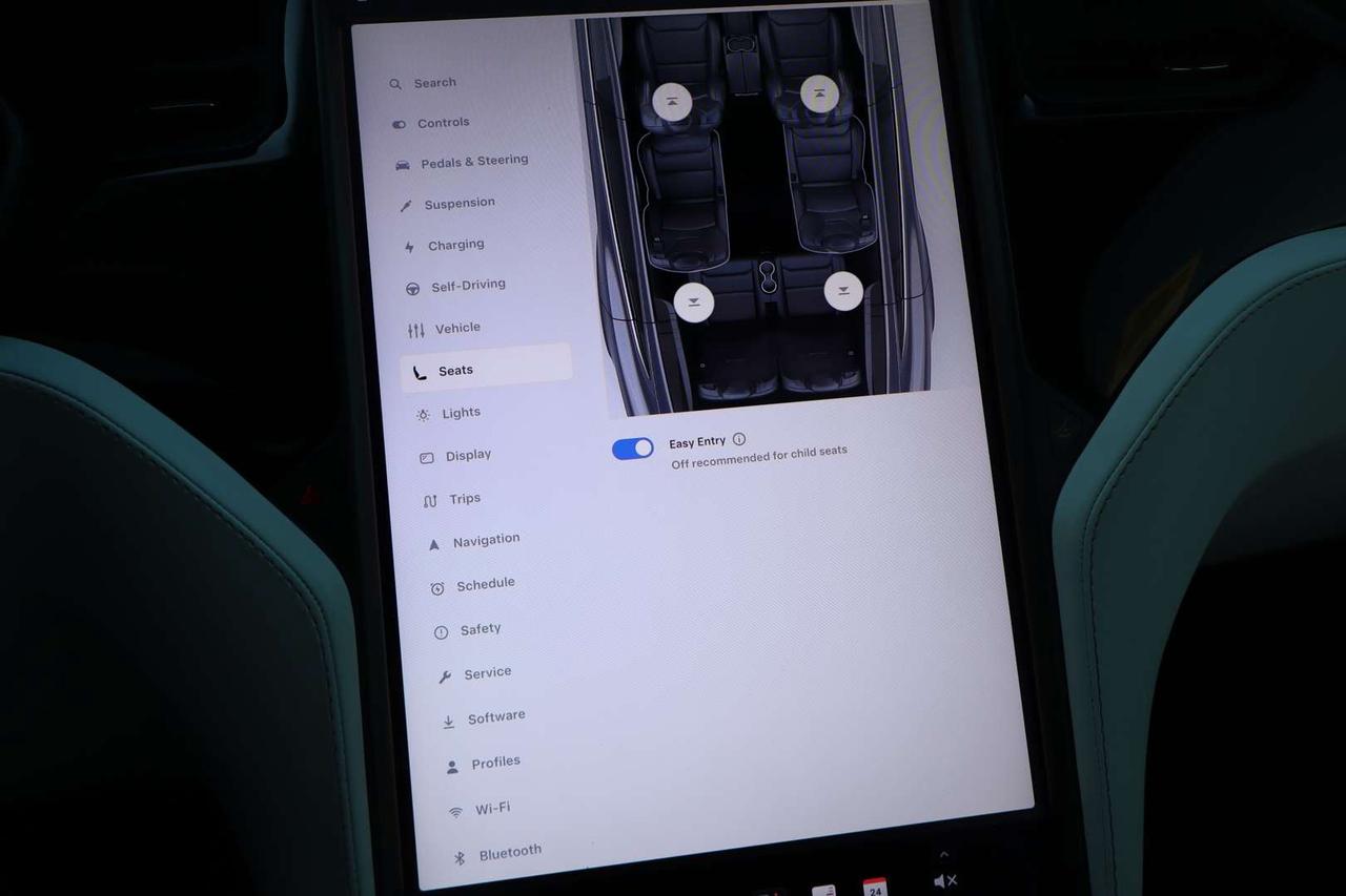 2021 Tesla Model X LONG RANGE PLUS   6 Passenger   No Accident   FSD 3 Photo