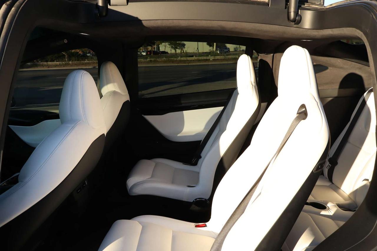 2021 Tesla Model X LONG RANGE PLUS   6 Passenger   No Accident   FSD 3 Photo