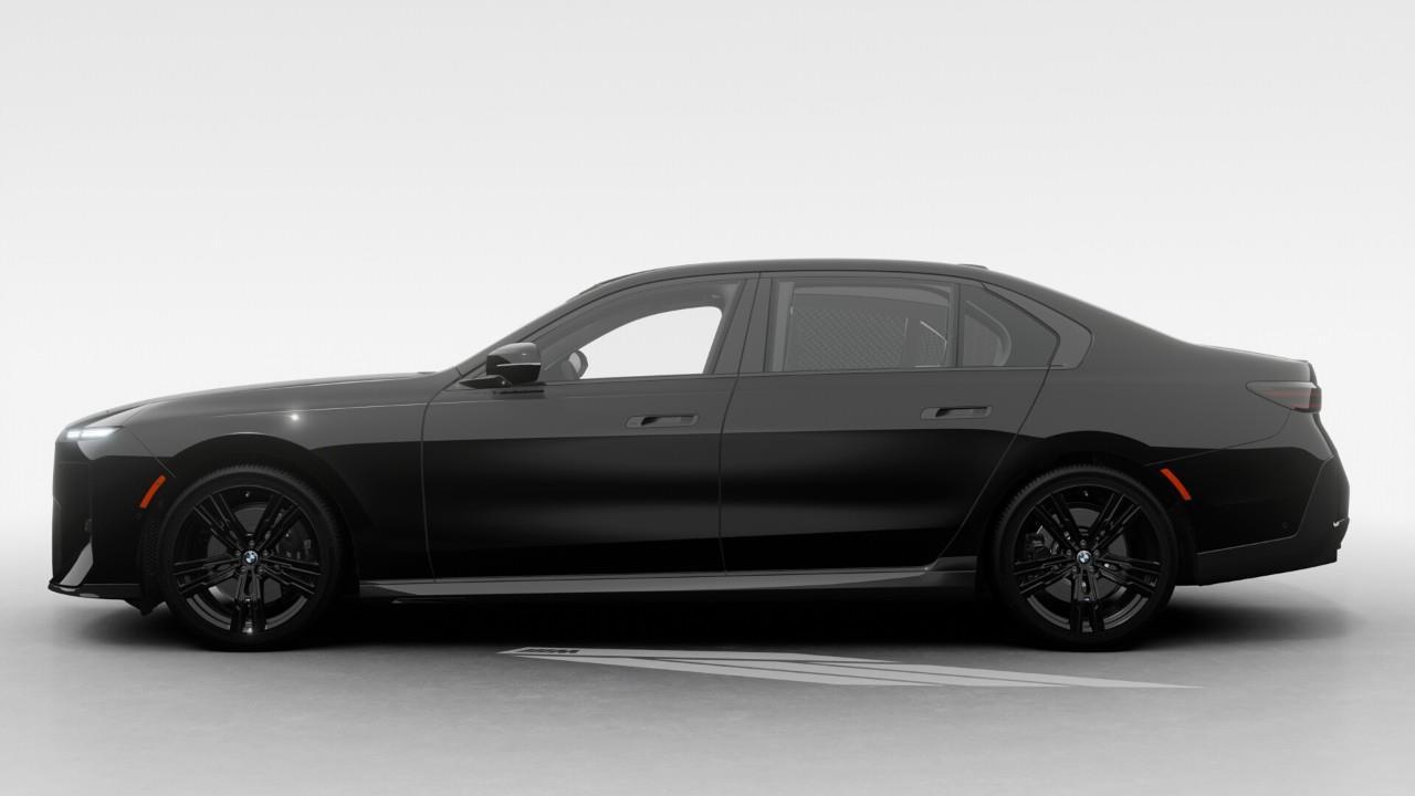 2027 BMW 740 xDrive MSE 4dr All-Wheel Drive Sedan Photo3