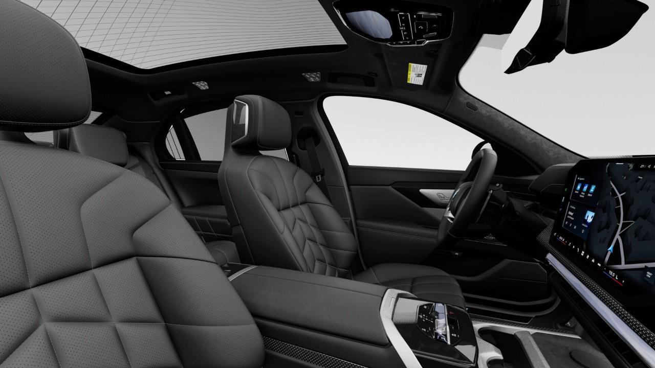 2027 BMW 740 xDrive MSE 4dr All-Wheel Drive Sedan Photo