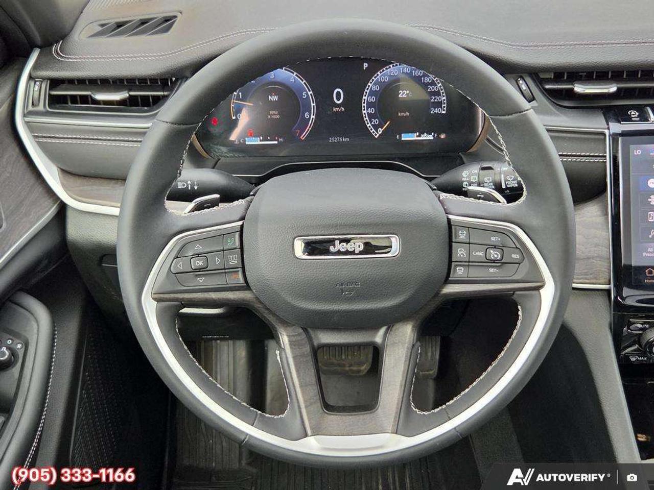 2025 Jeep Grand Cherokee Limited Apple CarPlay & Android Auto • Built-In Navigation System • Built-In Wi-Fi Hotspot • Remote Start System • Heated Photo