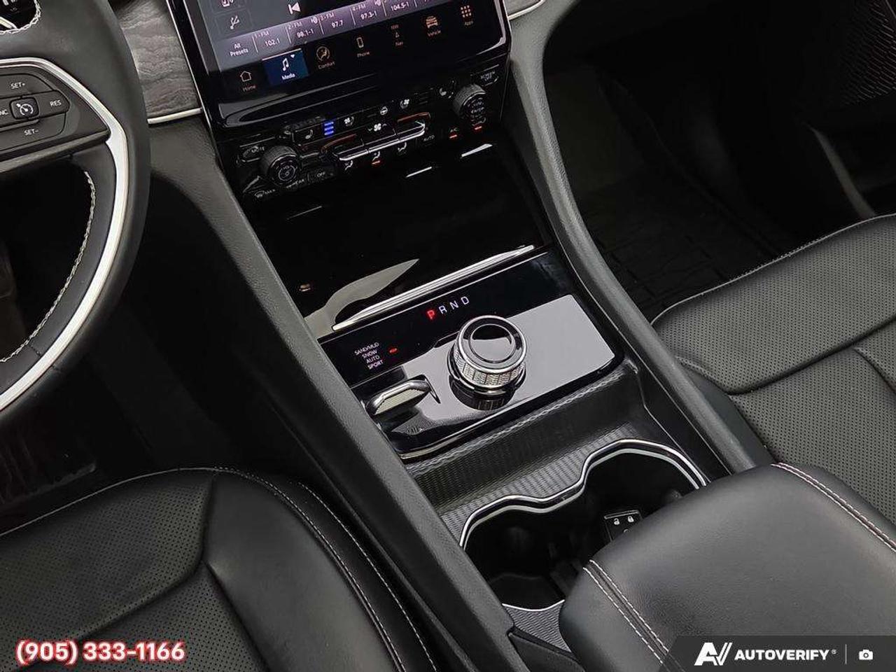 2025 Jeep Grand Cherokee Limited Apple CarPlay & Android Auto • Built-In Navigation System • Built-In Wi-Fi Hotspot • Remote Start System • Heated Photo